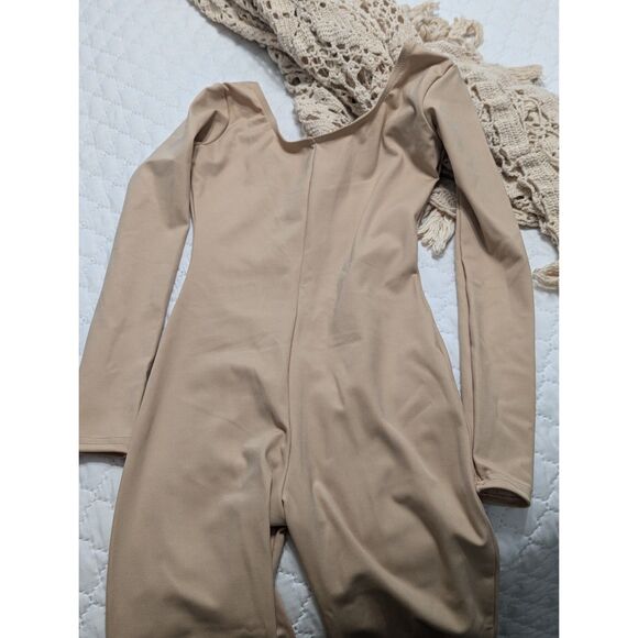 🩰 Capezio Girls' Long Sleeve Unitard Nude Size M NEW - Picture 2 of 4